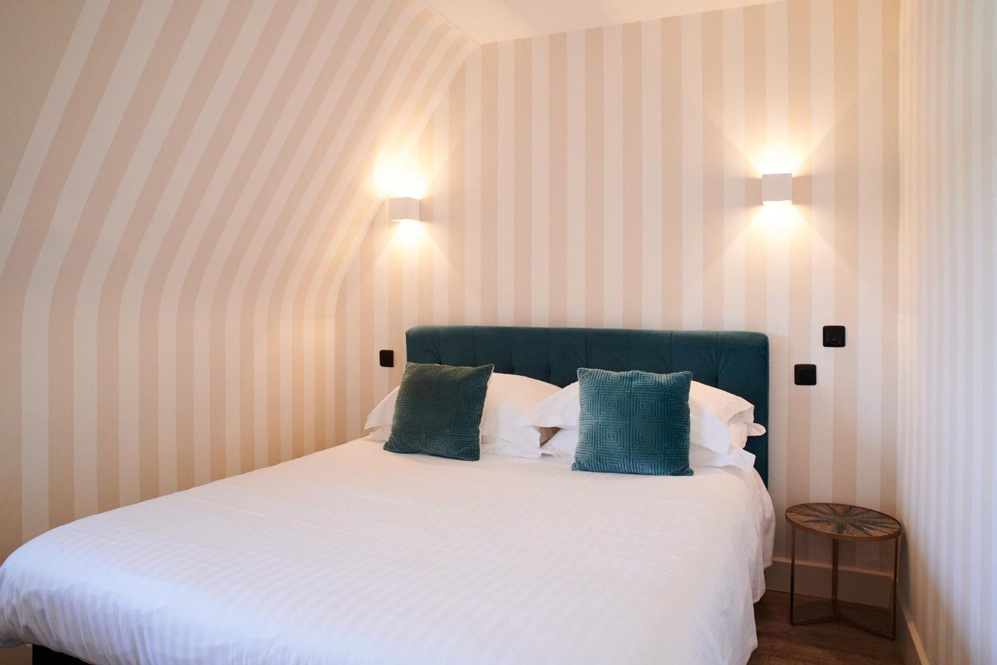 Hotel Le Lichen De La Mer บาตซ์-ซูร์-แมร์ ภายนอก รูปภาพ
